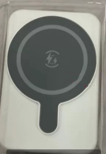 Mini Fast Charging Magnetic Wireless Power Bank 5000 MAh Portable - Image 3